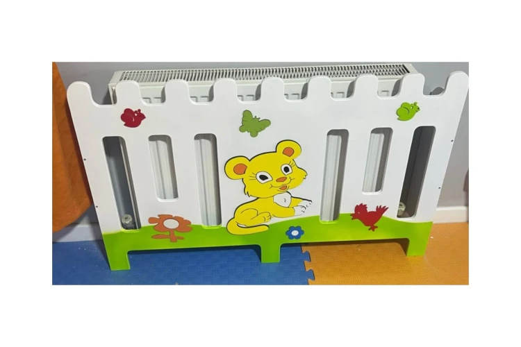 Kedi Figürlü Ahşap Petek Kapama m²