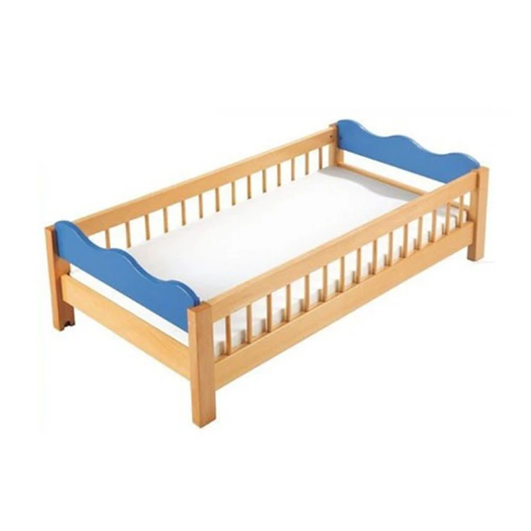 Dalgalı Başlıklı Korkuluklu Ahşap Beşik