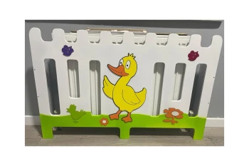 Sarı Ördek Figürlü Ahşap Petek Kapama m²