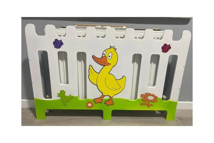Sarı Ördek Figürlü Ahşap Petek Kapama m²