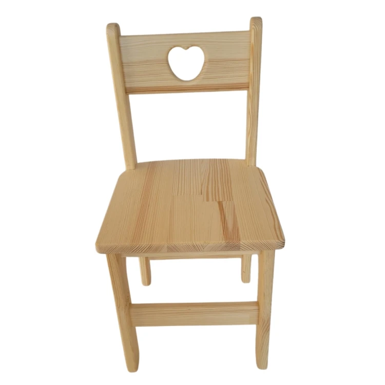 Kalp Detaylı Çam Masif Sandalye