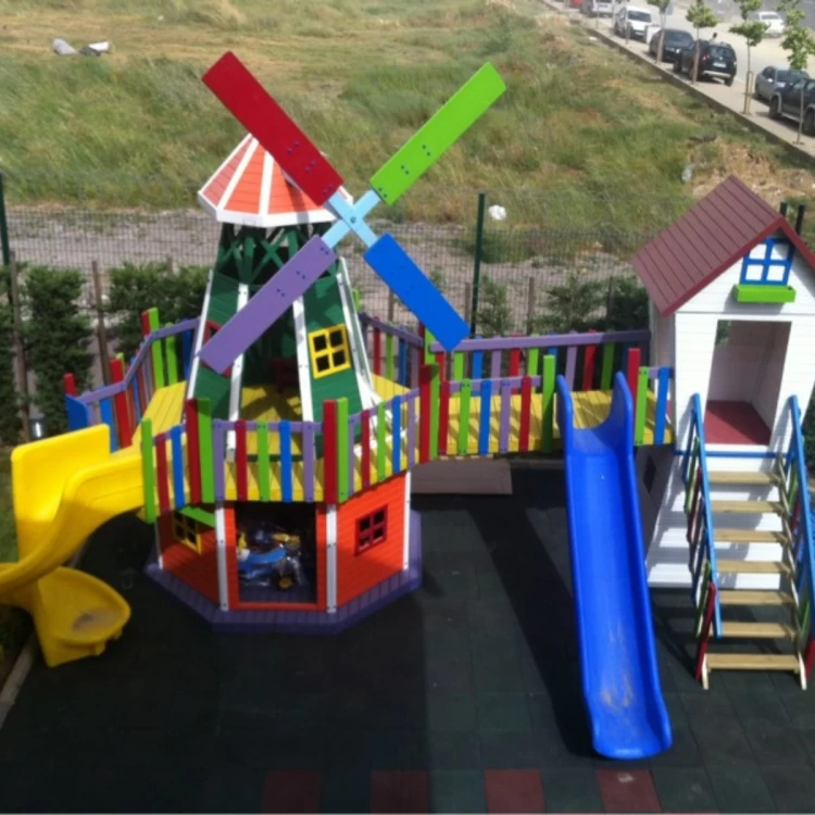 Ahşap Çocuk Oyun Parkı Değirmen