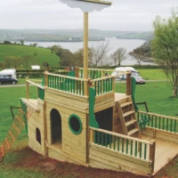 Ahşap Çocuk Oyun Gemisi