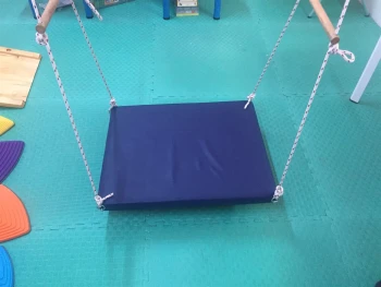 İpli Kare Platform Salıncak 70x70 cm