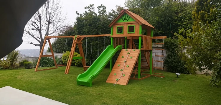 Yeşil Kaydıraklı Salıncaklı Kule Seti 8x6 m