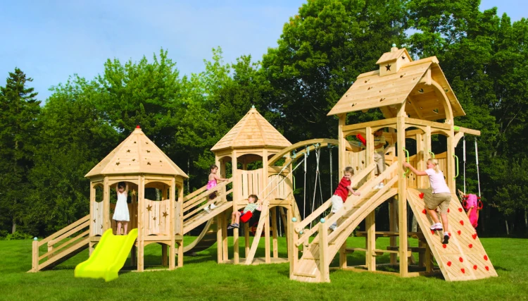 Üç Kuleli Köprülü Oyun Parkı 16x8 m