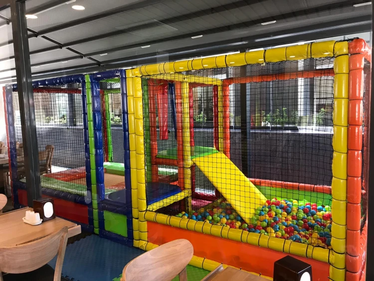 Kaydıraklı Top Havuzu 500x200x200 cm