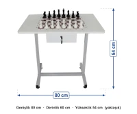 Metal Ayaklı Okul Satranç Masası 60x80 cm ölçüleri: genişlik 80 cm, derinlik 60 cm, yükseklik 54 cm (yaklaşık)