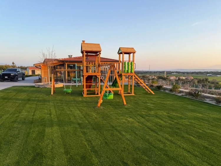 İki Kuleli Salıncaklı Oyun Parkı 8x5 m - görsel 3